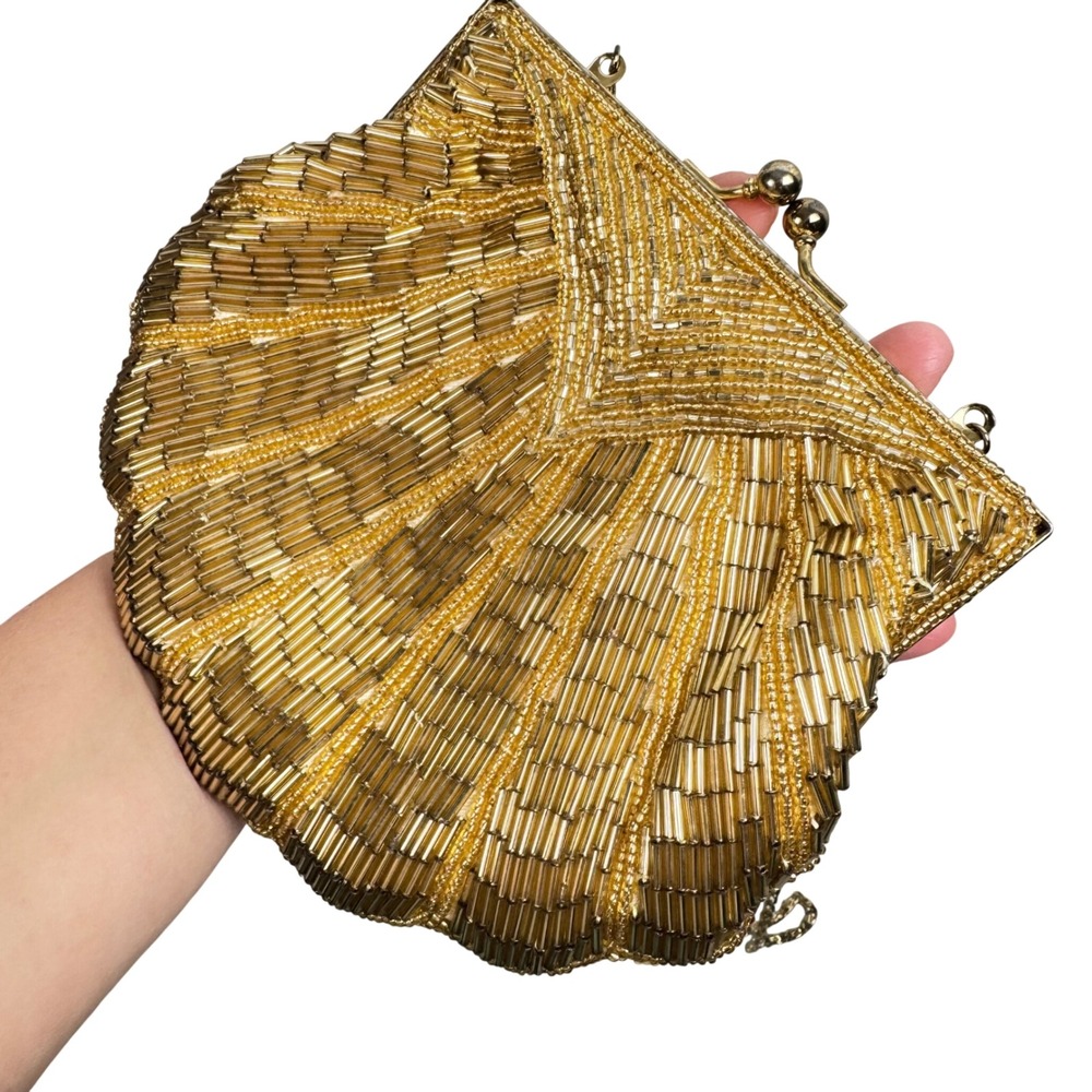 VTG Gold Beaded Shell Evening Clutch Bag Kiss Lock Art Deco Gatsby 20s Costume